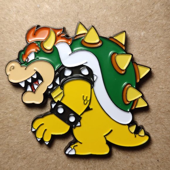 Super Mario Bowser Collectible Enamel Pin - Picture 1 of 3